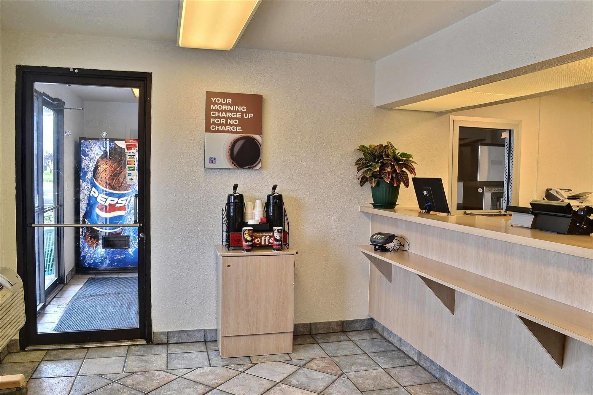 Motel 6-Billings, Mt - South Zewnętrze zdjęcie