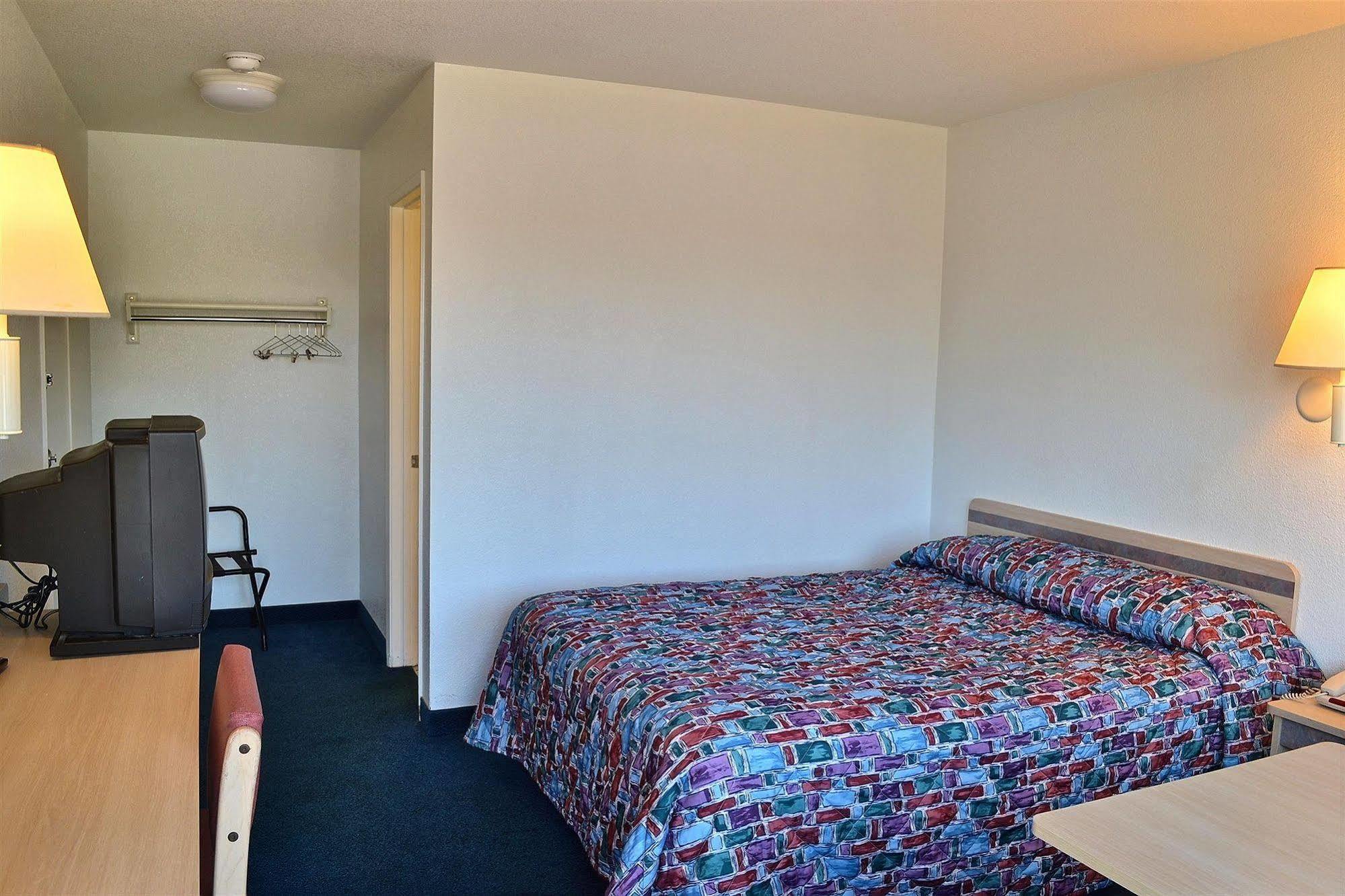 Motel 6-Billings, Mt - South Zewnętrze zdjęcie